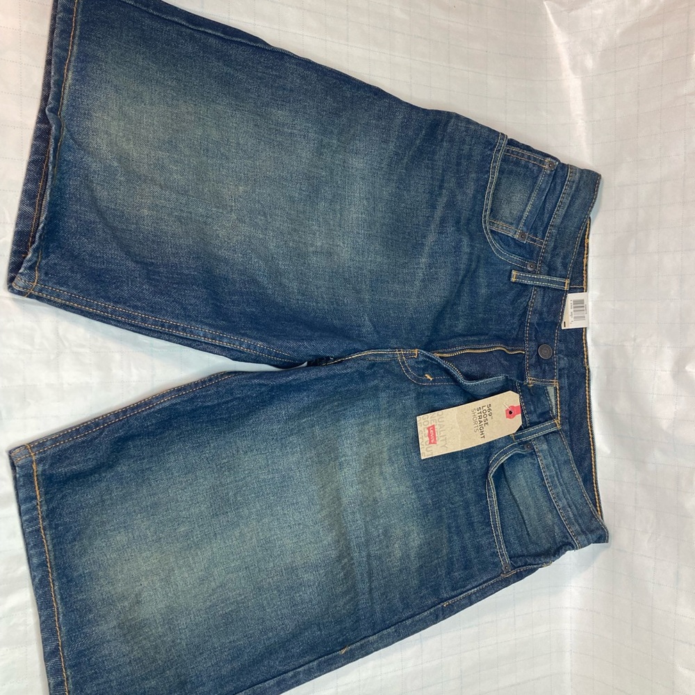 Levi's Men's 569 Loose Straight Denim Shorts W 32 L 23”